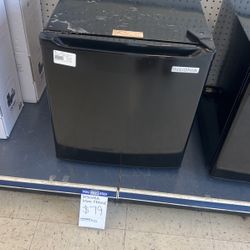 Insignia Mini Fridge