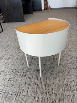 Modern Scandinavian Side Table / Accent Table with Wood Top