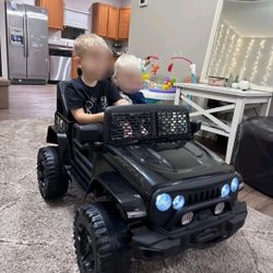 NEW 12V Truck Ride for Kids FREE Delivery, Parent Remote control - BLACK