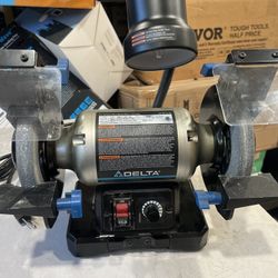 Delta 23-196 Variable Speed 6 inch Grinder with Work Light