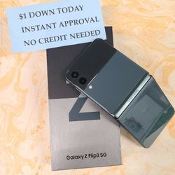 SAMSUNG GALAXY Z FLIP 3 5G UNLOCKED.    FREE SMARTWACH/ HEADPHONES. PAY $1 TODAY  REST IN  PAYMENTS.  NO  CREDIT NEEDED FINANCING  