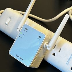 Netgear N300 WiFi Extender