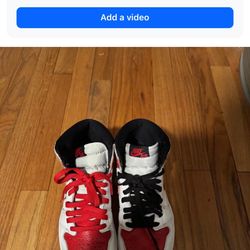 Jordan 1 Mid Size 8.5