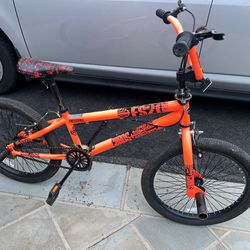 Bicycle 20 Inch Chaos BMX