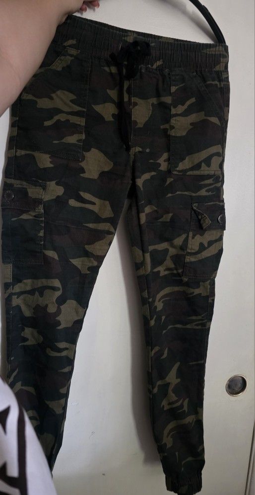 Women Joggers Size 9/10