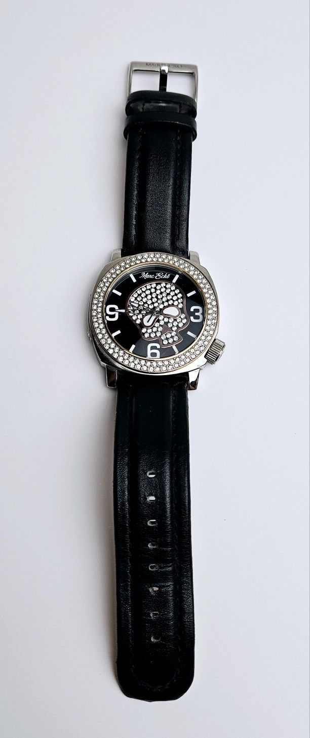 Marc Ecko Watch Black Genuin Leather And Crystals Skull E13524G1
