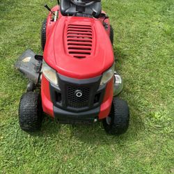 Troy Bilt 42” Bronco Riding Mower