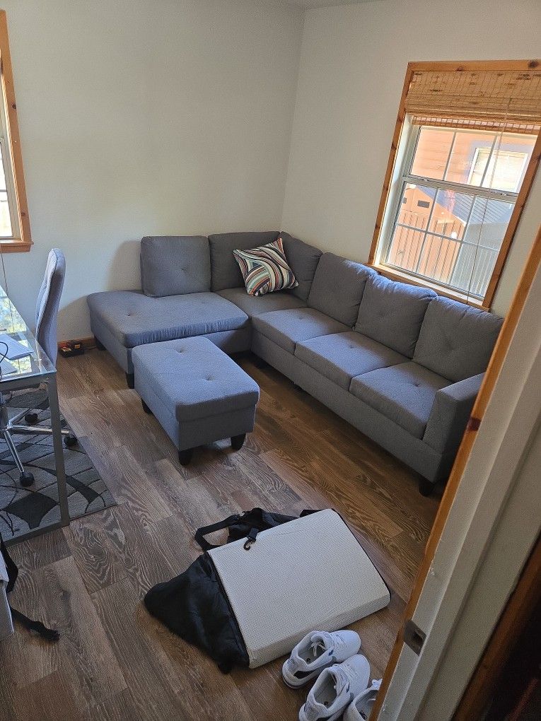 Nearly Brand New Sectional With Ottoman