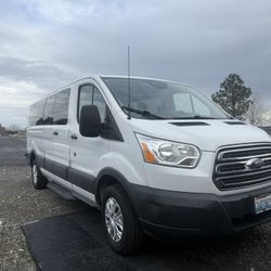 2015 Transit 350 Cargo Van · Medium Roof w/LWB Van 3D