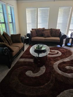 Traditional Sofa and Chair Living Room Set