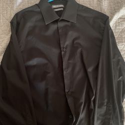 Black fitted dress shirt size L