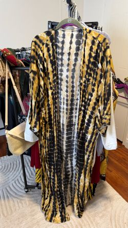 Women’s long sleeve kimono
