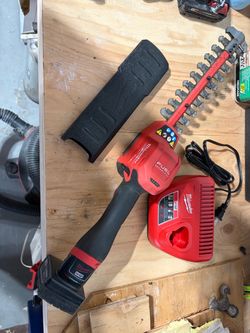 Milwaukee fuel trimmer