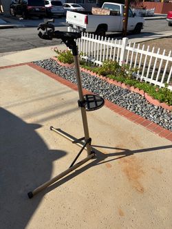 Bike Hand Bicycle Repair Stand – Foldable & Adjustable
