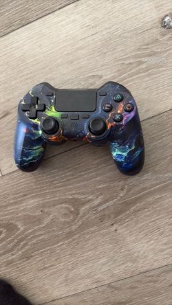 PS4 controller