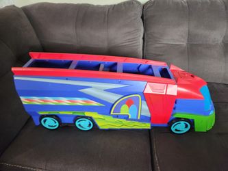 Pj Mask Transforming 2 In 1 Mobile Headquarters