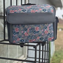 Sewing Machine Carrying Case With Wheels