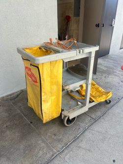 Rubbermaid janitorial cart