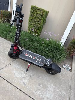 ONECNA ADULT SCOOTER, about three months old! 50mph+ great commuter!
