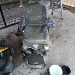 Power Chair Like New Still Has Plastic On It Price Firm $400 If I Have To Get The Batteries Installed Or You Could Take As Is For 300 Okay Next