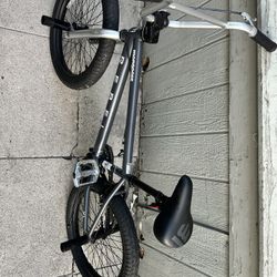 Mongoose Rebel BMX Bike – Great Condition – $140 OBO