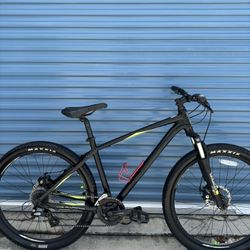 Northrock 27.5” Mountain Bike 