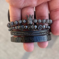 Bracelets Brand New Set $10 Takes It Today