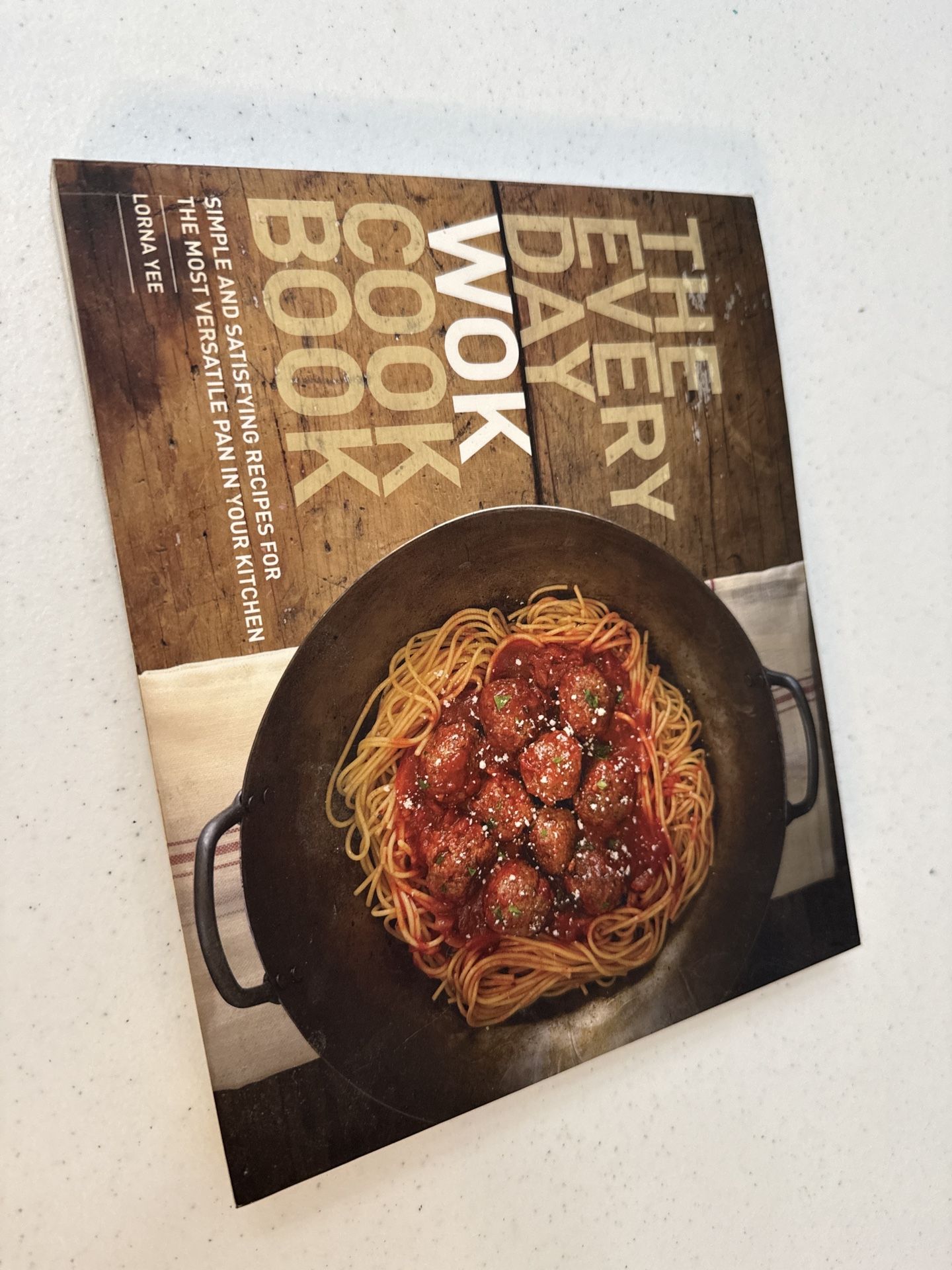 The Everyday Wok Cookbook β Easy, Flavor-Packed Recipes Using Your Wok