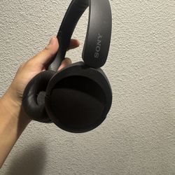 wireless sony headphones wh-ch520