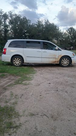 2015 town and country