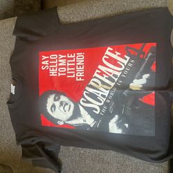 Men's size Large Scarface Shirt 