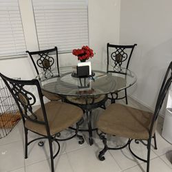 Dinning Table Set