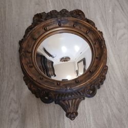 Convex Mirror, Framed