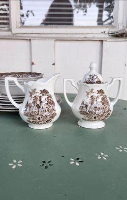 Vintage J & G Meakin Brown "Stratford Stage" Covered Sugar & Creamer