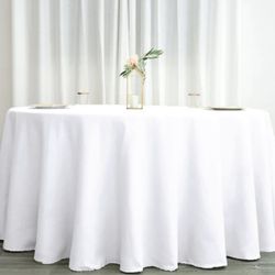 132" White Seamless Polyester Round Tablecloth