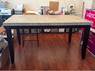 Dining room table
