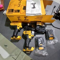 Set Completo De Taladros Y Baterías 