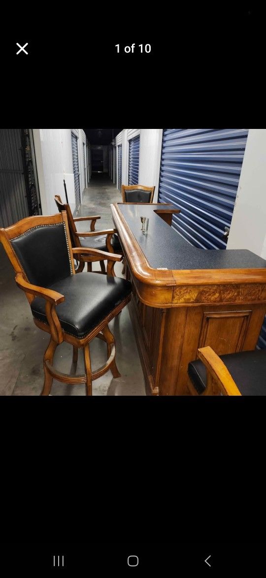 Monticello Home Bar