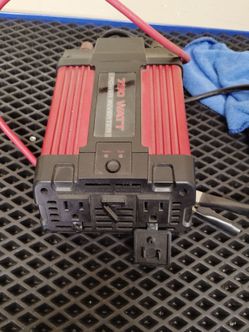 750 Watts power inverter