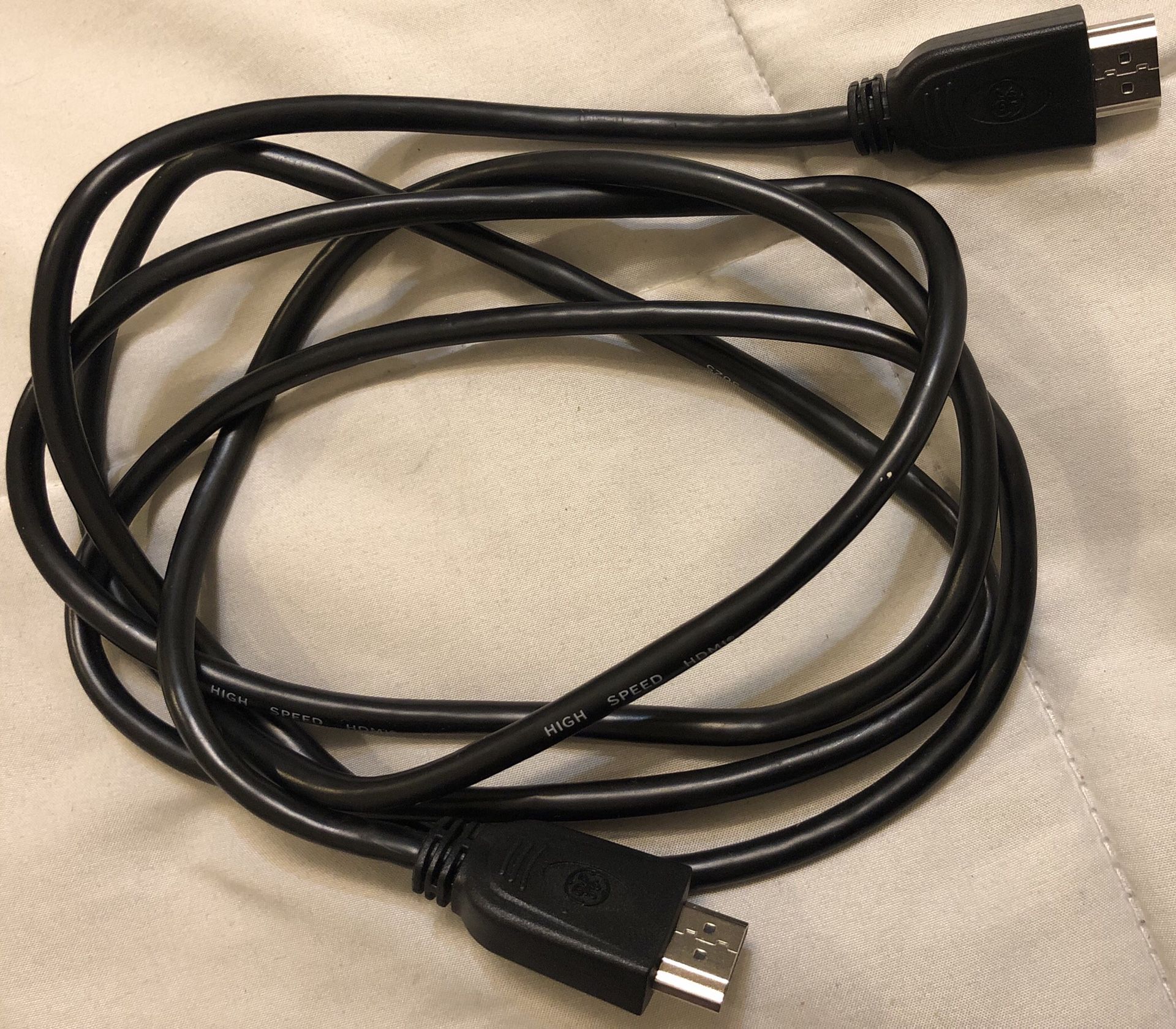 6 foot HDMI cable