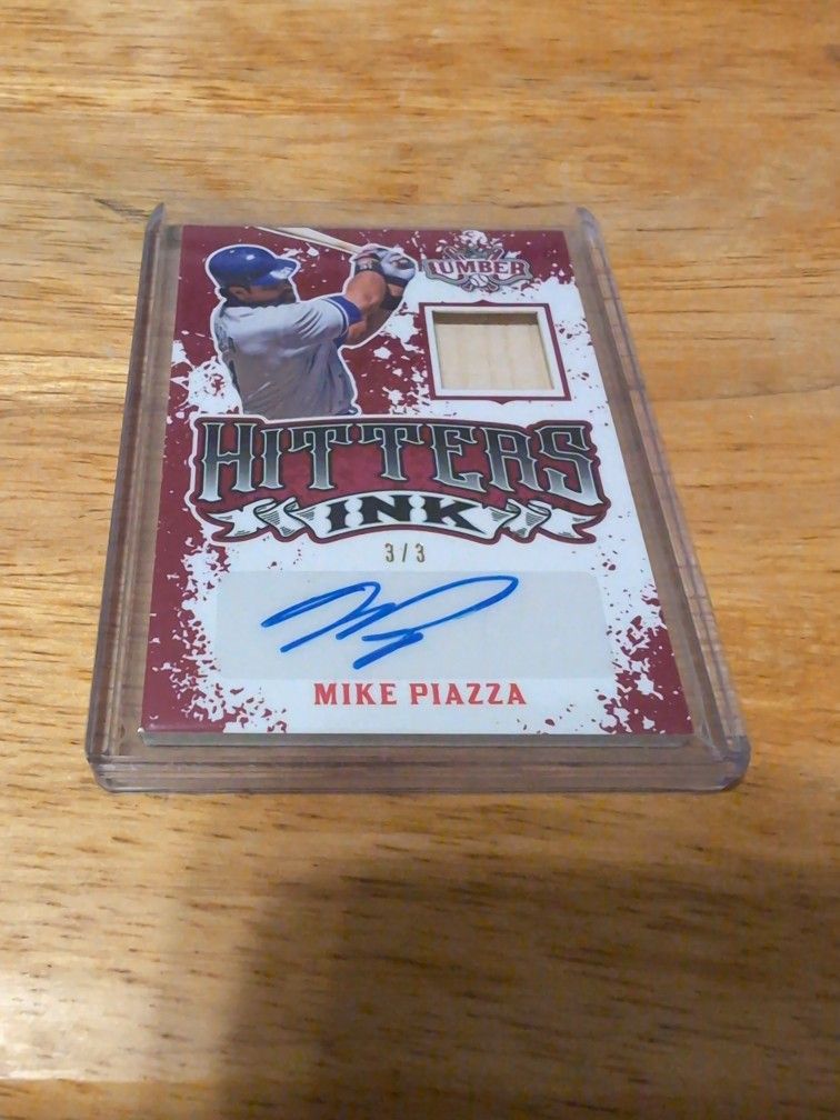 Mike Piazza Leaf AU/ Relic Card.