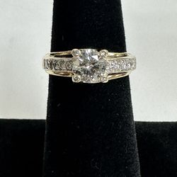 18K Diamond Ring Size 5 3/4 
