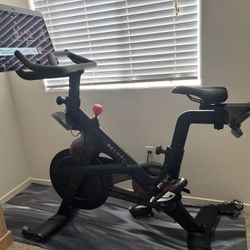 Peloton Bike+
