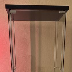 Set Of 2 Display Cases 