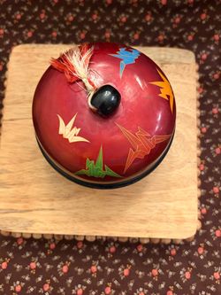 Vintage Japanese Lacquerware Confectionery Box (Kashi-buki)