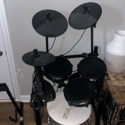 Alesis Nitromesh Drum Kit