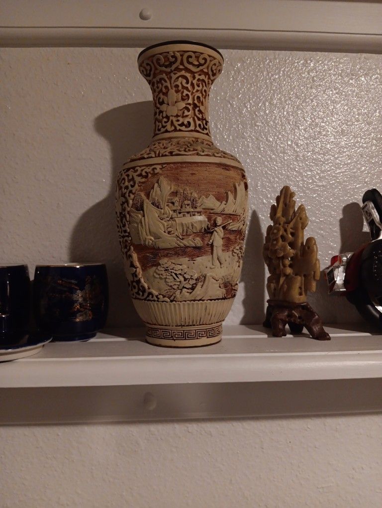 Resin Vase