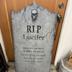 Halloween Life Size Headstone 48” Tall X 24” Wide