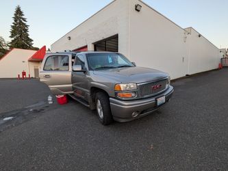 GMC Yukon Full-Size SUV