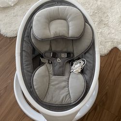 Munchkin Bluetooth Enabled Baby Swing